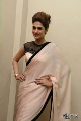 Shraddha Das at Guntur Talkies Movie Trailer Launch